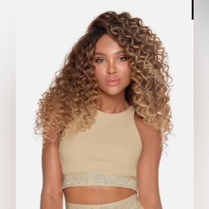 Babalú Women’s Tan Exercise Top NIP